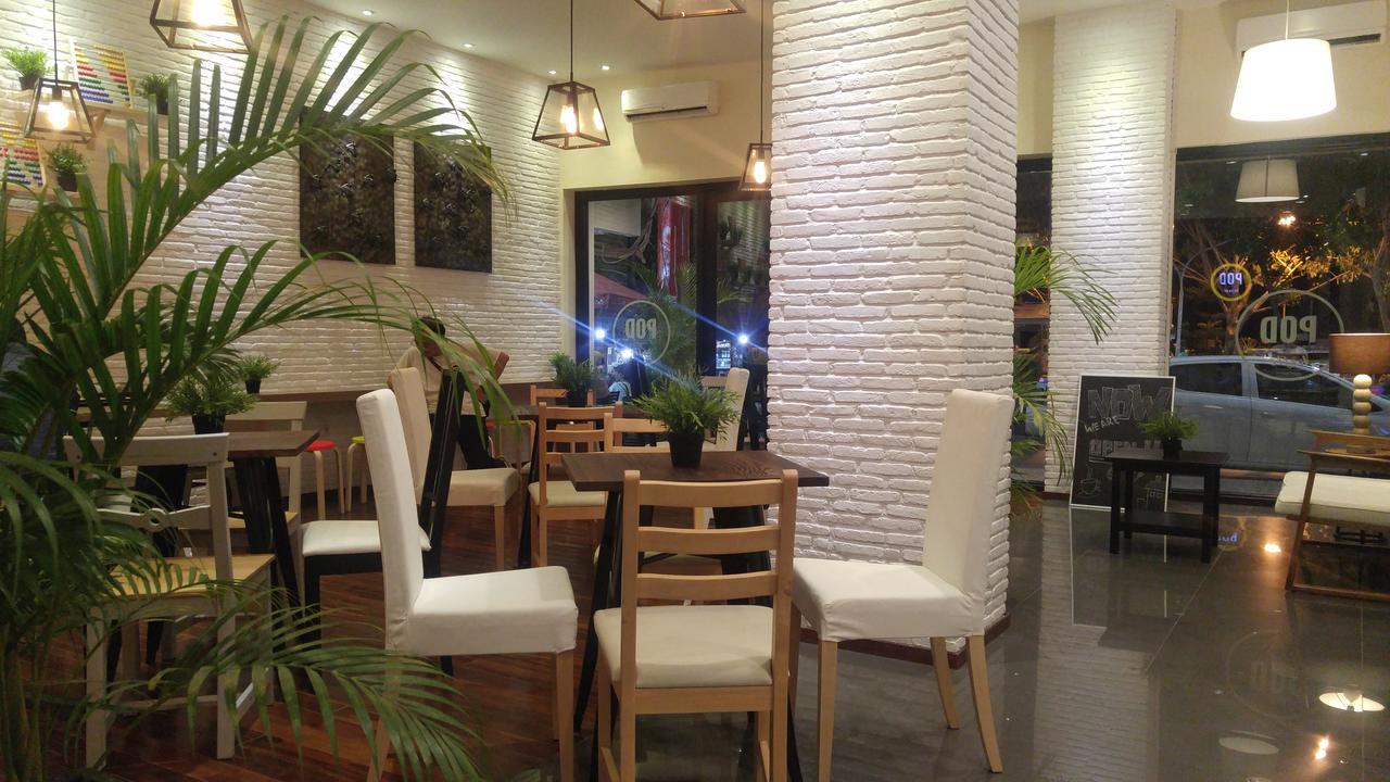 Pod House Makassar Hostel Ngoại thất bức ảnh