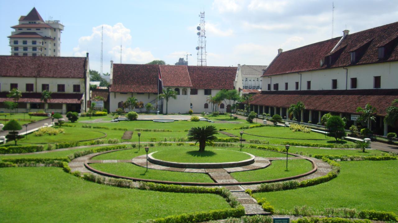 Pod House Makassar Hostel Ngoại thất bức ảnh